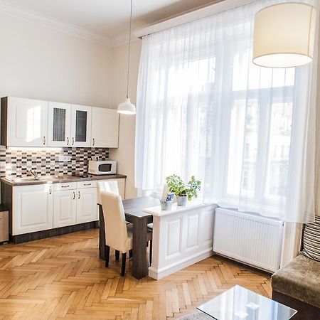 All In Apartman Budapeszt Pokój zdjęcie
