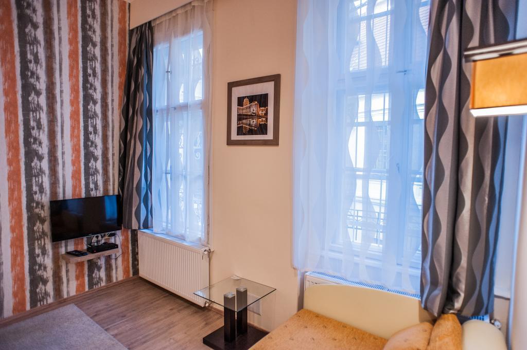 All In Apartman Budapeszt Pokój zdjęcie