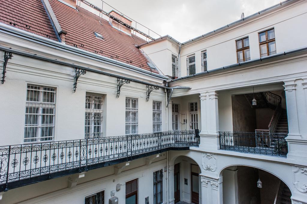 All In Apartman Budapeszt Zewnętrze zdjęcie